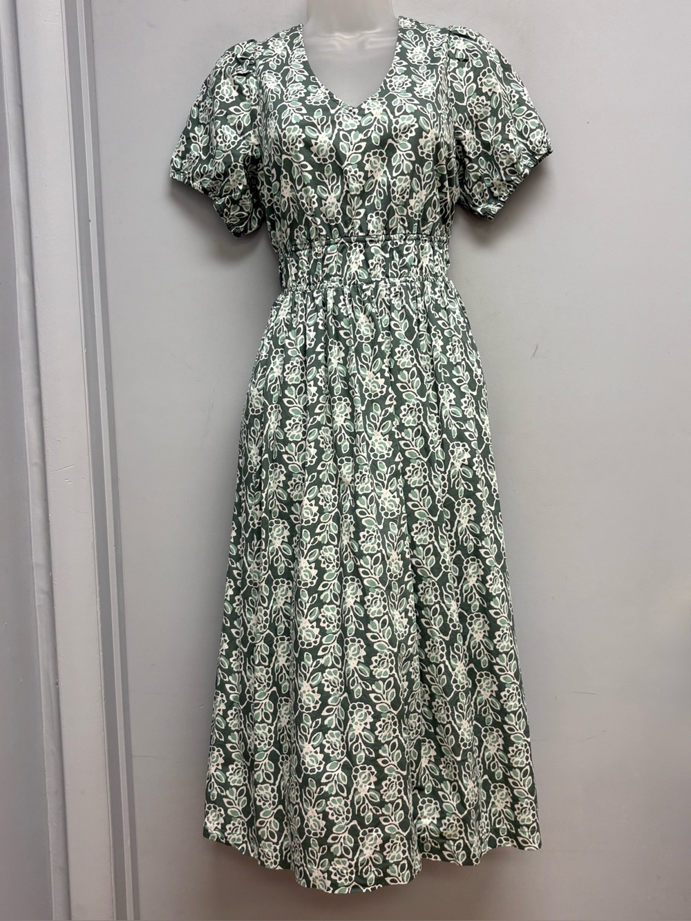 J.Crew Green Floral Puff Sleeve Midi Dress Size 4